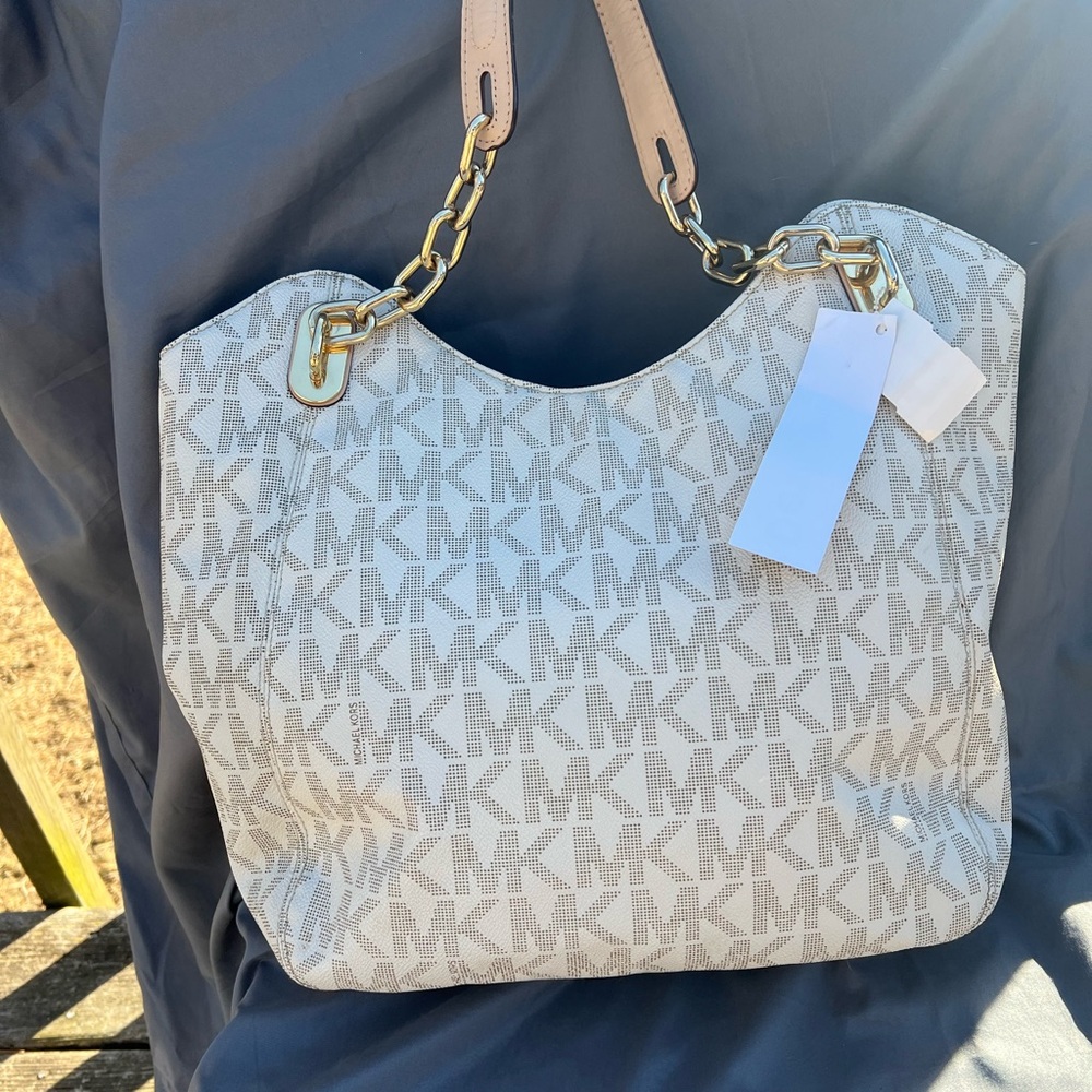 MICHAEL KORS BEIGE TOTE - Picture 7 of 14